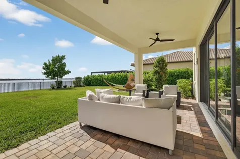9280 W Parkland Bay Trail Parkland FL 33076