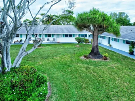 400 SW Golfview Terrace Boynton Beach FL 33426