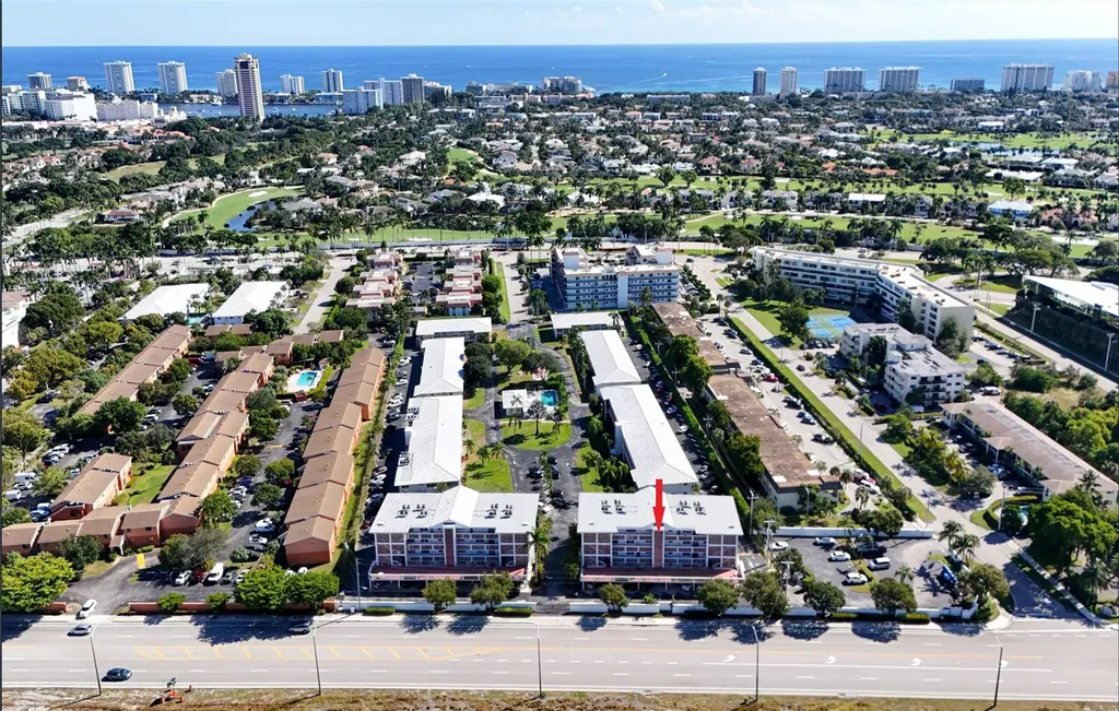10 SE 13th Street Boca Raton FL 33432