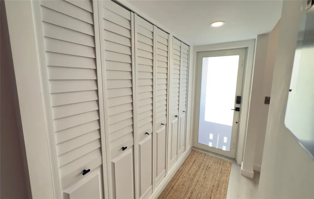 10 SE 13th Street Boca Raton FL 33432