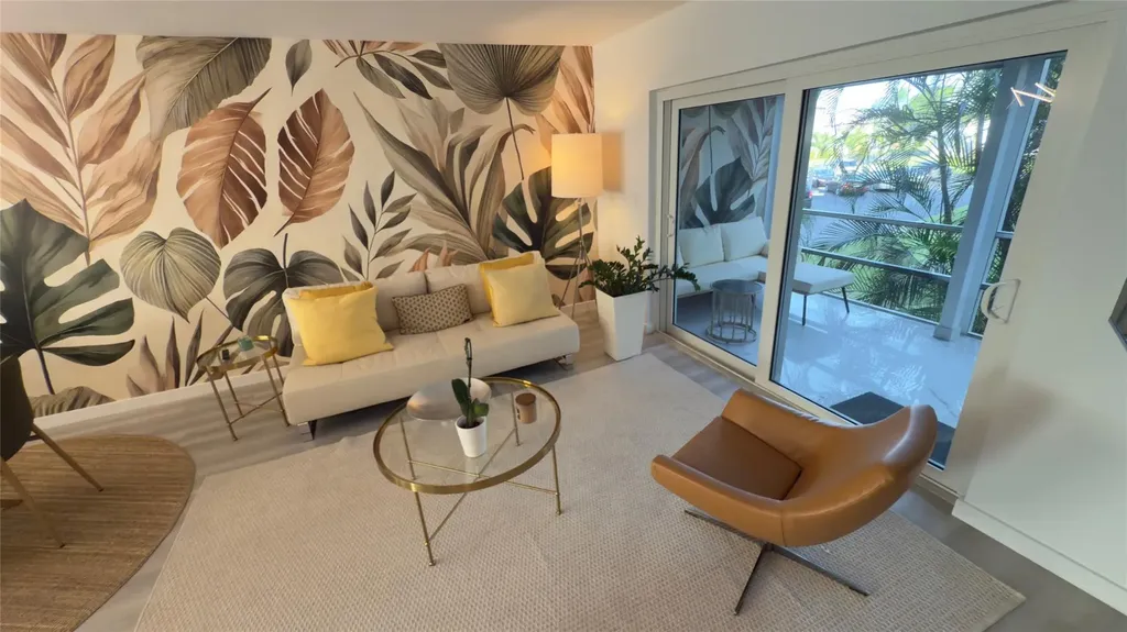 10 SE 13th Street Boca Raton FL 33432