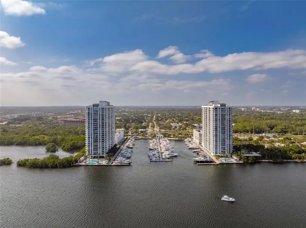 17301 Biscayne Boulevard Aventura FL 33160