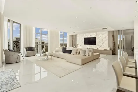 17301 Biscayne Boulevard Aventura FL 33160