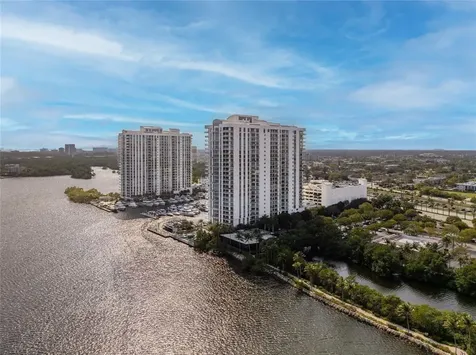 17301 Biscayne Boulevard Aventura FL 33160