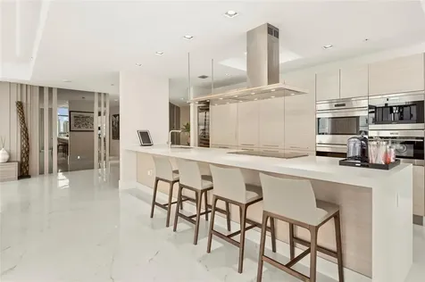 17301 Biscayne Boulevard Aventura FL 33160