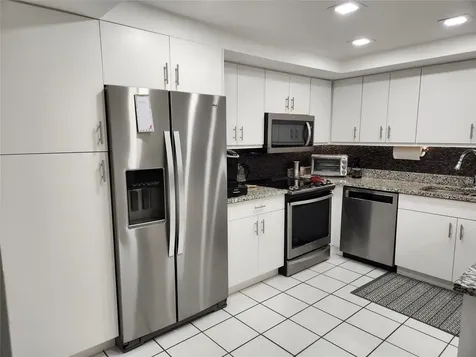 16100 Golf Club Road Weston FL 33326