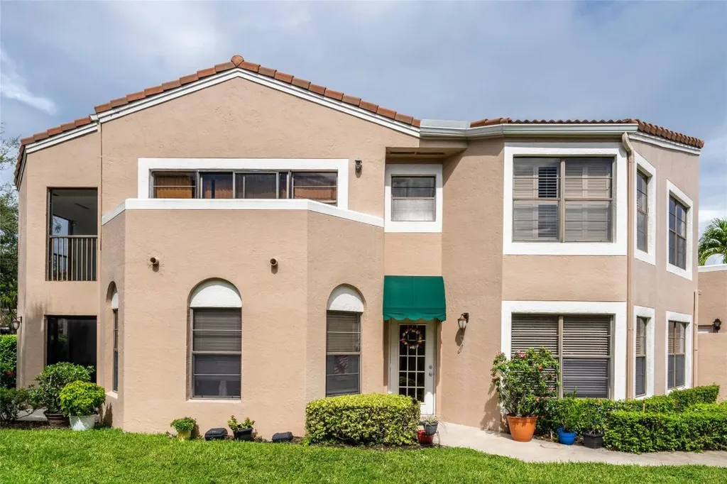 6606 Villa Sonrisa Drive Boca Raton FL 33433