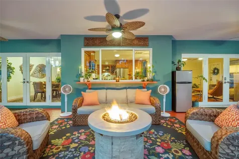 1140 E Tropical Way Plantation FL 33317
