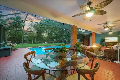 1140 E Tropical Way Plantation FL 33317