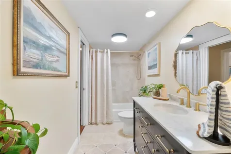1140 E Tropical Way Plantation FL 33317