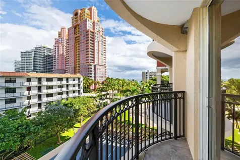 2011 N Ocean Boulevard Fort Lauderdale FL 33305