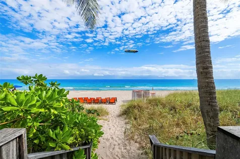 2011 N Ocean Boulevard Fort Lauderdale FL 33305