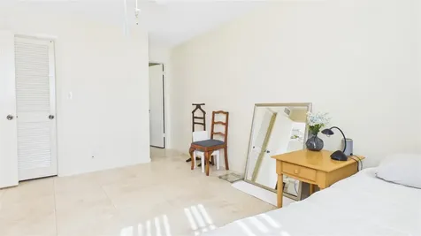 381 S Hollybrook Drive Pembroke Pines FL 33025