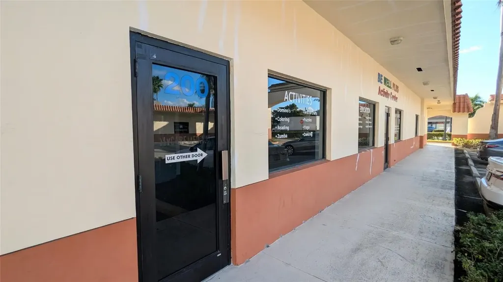 330 S State Road 7 Plantation FL 33317