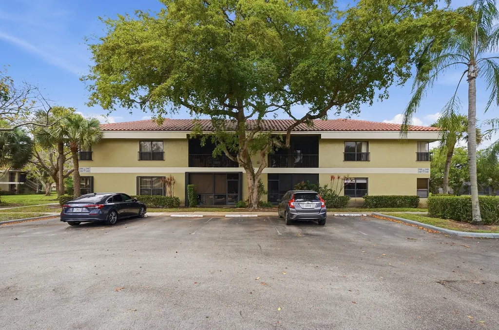 2486 NW 49th Terrace Coconut Creek FL 33063