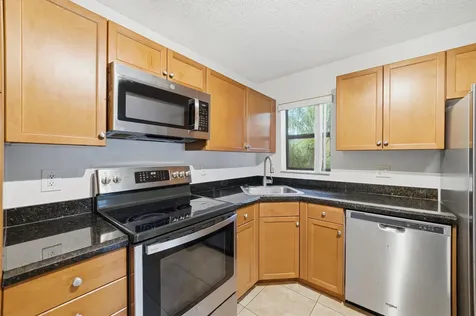 2486 NW 49th Terrace Coconut Creek FL 33063