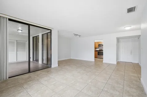2486 NW 49th Terrace Coconut Creek FL 33063
