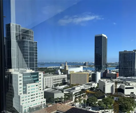 225 N Miami Avenue Miami FL 33128