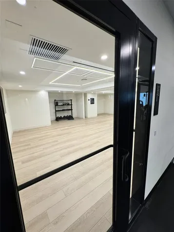 225 N Miami Avenue Miami FL 33128
