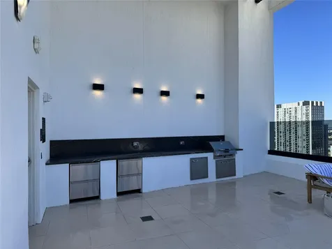 225 N Miami Avenue Miami FL 33128