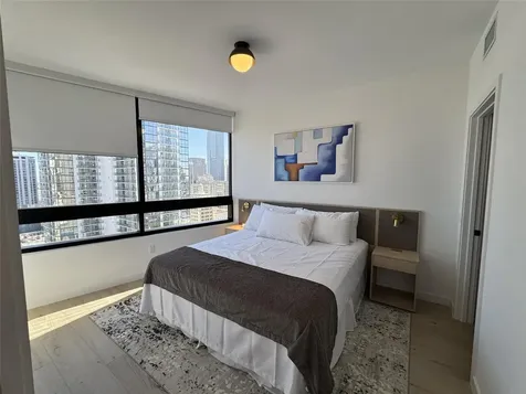 225 N Miami Avenue Miami FL 33128