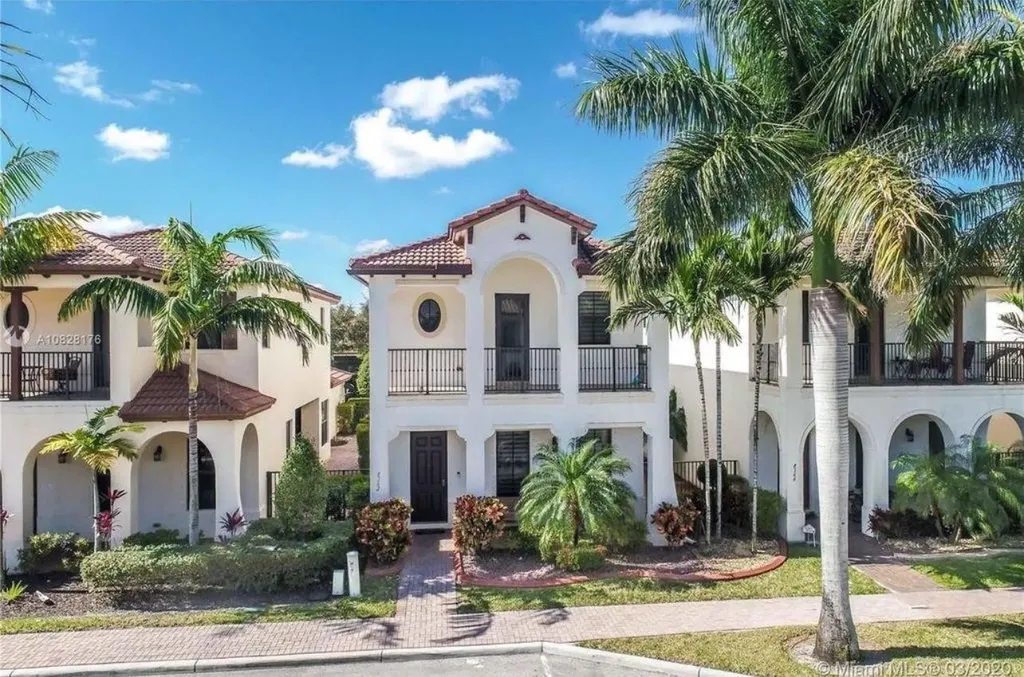 8362 NW 39th Court Pembroke Pines FL 33024