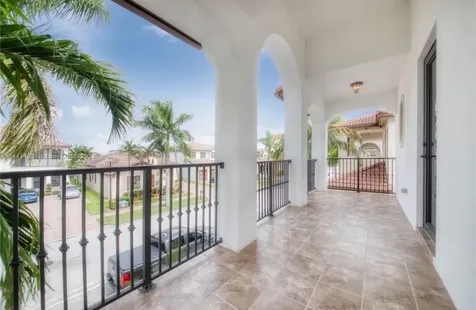 8362 NW 39th Court Pembroke Pines FL 33024