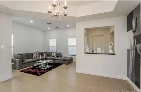 8362 NW 39th Court Pembroke Pines FL 33024