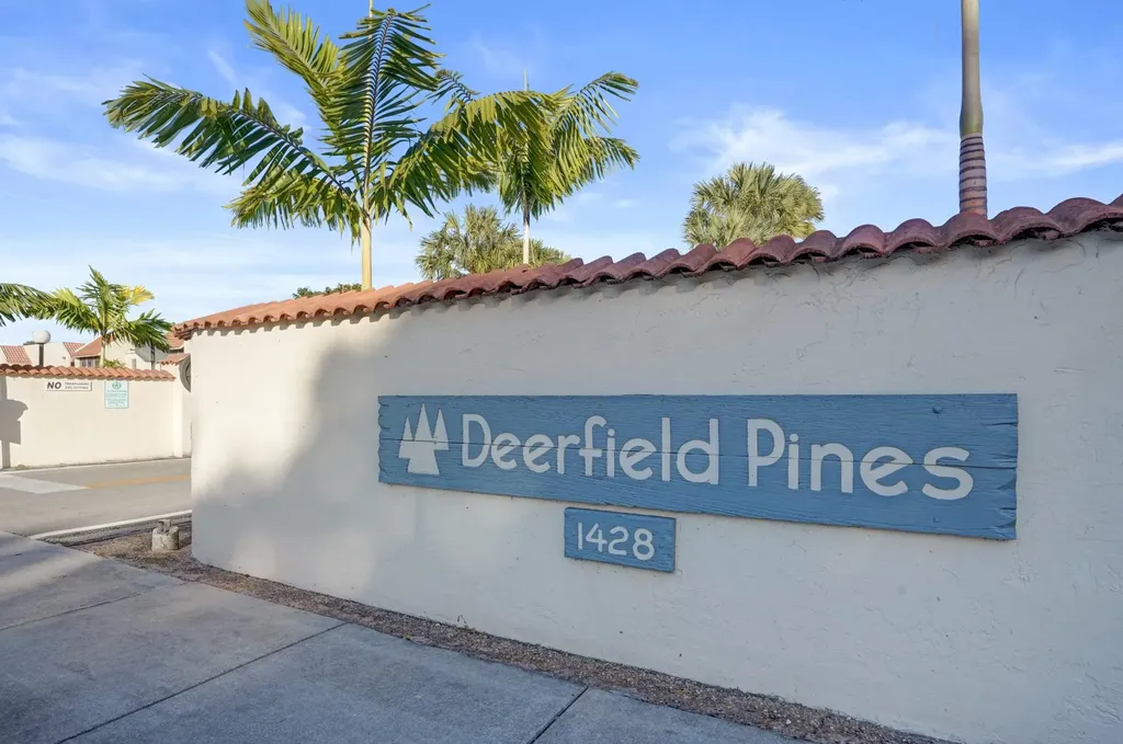 1428 SE 4th Avenue Deerfield Beach FL 33441