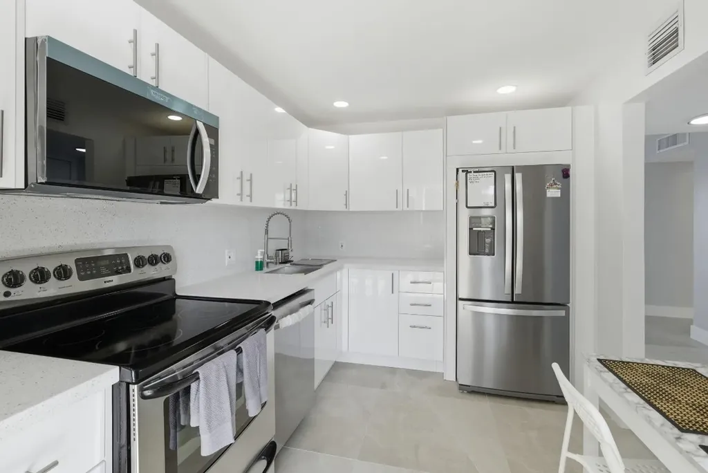 3051 N Course Drive Pompano Beach FL 33069