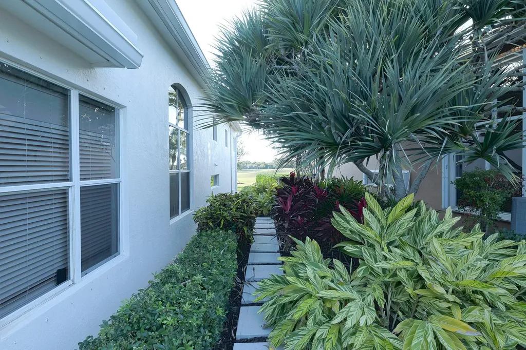 9016 Lakes Boulevard West Palm Beach FL 33412