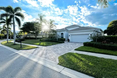 9016 Lakes Boulevard West Palm Beach FL 33412