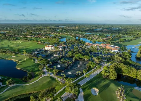 9016 Lakes Boulevard West Palm Beach FL 33412