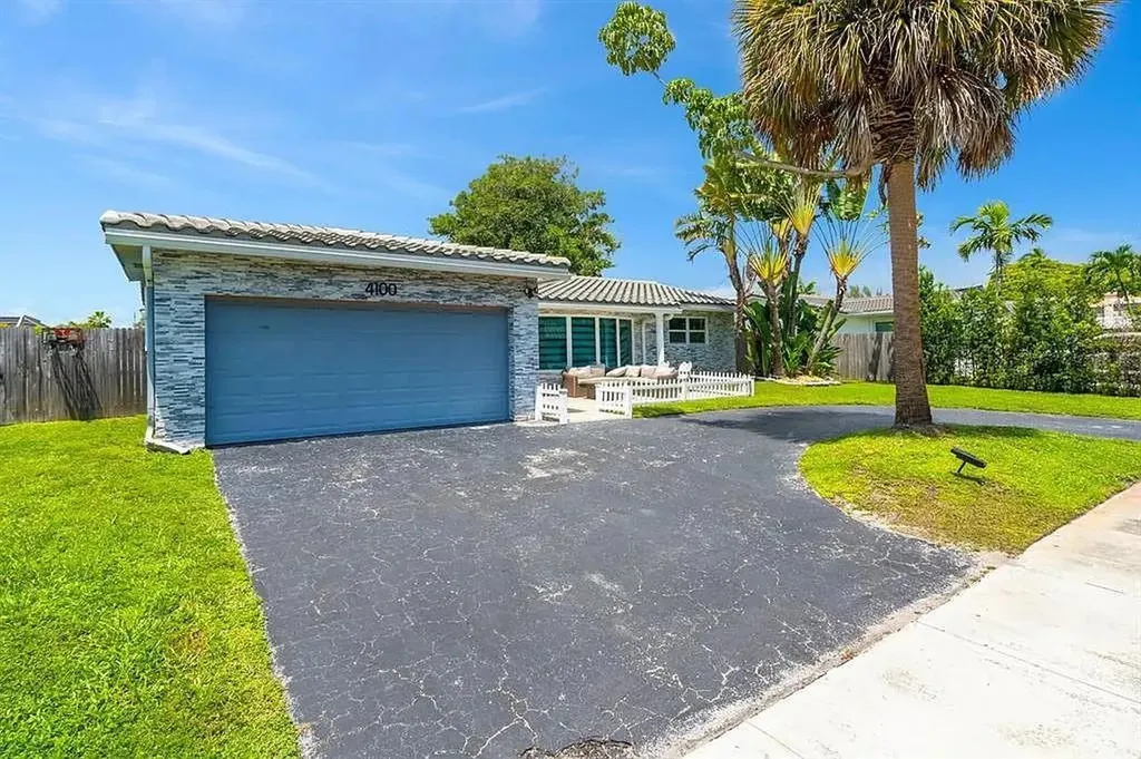4100 N 36th Avenue Hollywood FL 33021