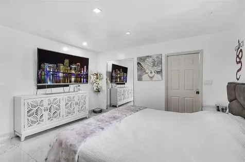 4100 N 36th Avenue Hollywood FL 33021
