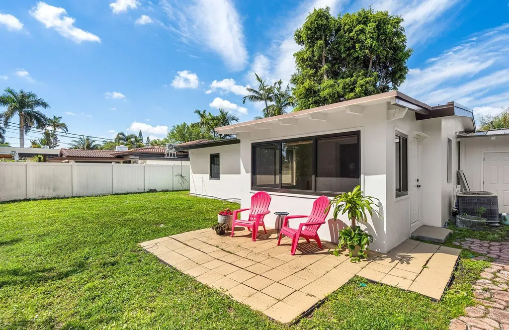 1430 NE 16th Avenue Fort Lauderdale FL 33304