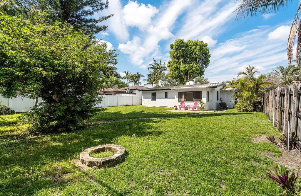 1430 NE 16th Avenue Fort Lauderdale FL 33304