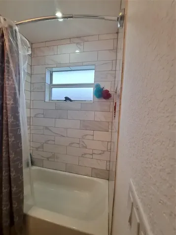 1635 W 15th Street Riviera Beach FL 33404