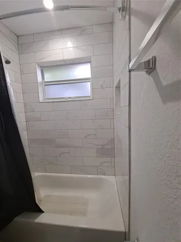 1635 W 15th Street Riviera Beach FL 33404