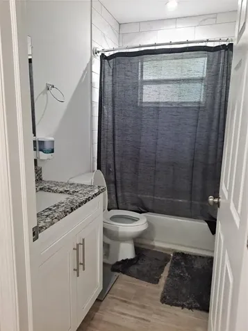 1635 W 15th Street Riviera Beach FL 33404