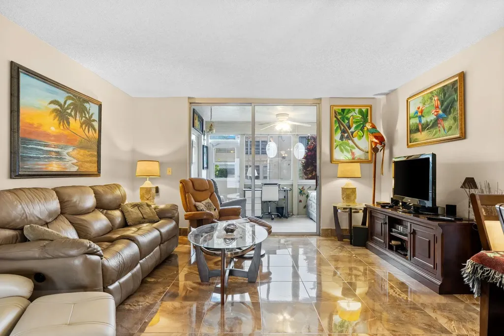 10 Willowbrook Lane Delray Beach FL 33446