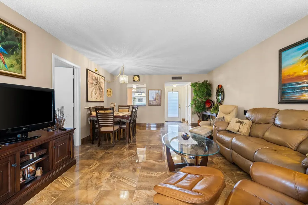 10 Willowbrook Lane Delray Beach FL 33446