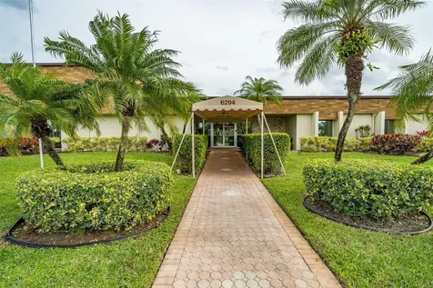10 Willowbrook Lane Delray Beach FL 33446