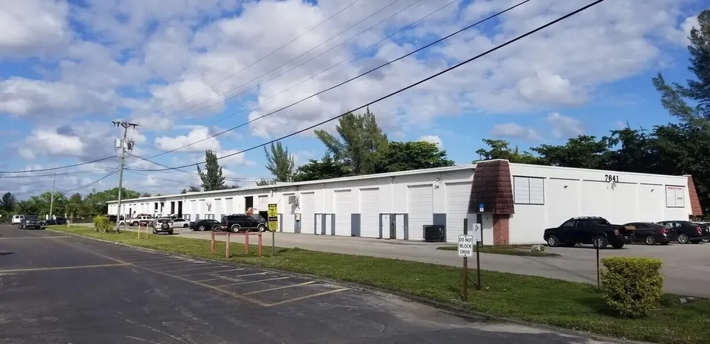7641 Hooper Road West Palm Beach FL 33411