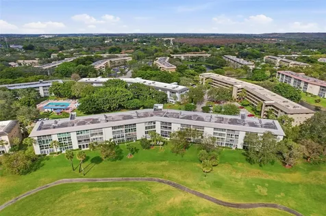 3003 Portofino Isle Coconut Creek FL 33066