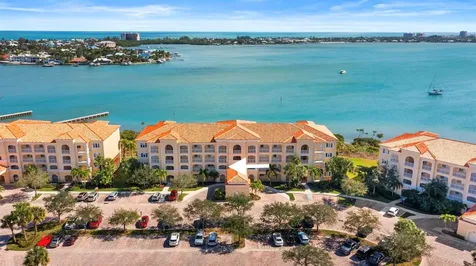 21 Harbour Isle Drive Hutchinson Island FL 34949