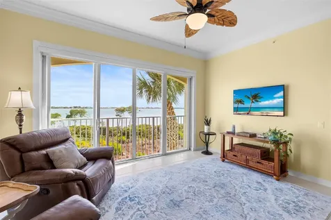 21 Harbour Isle Drive Hutchinson Island FL 34949