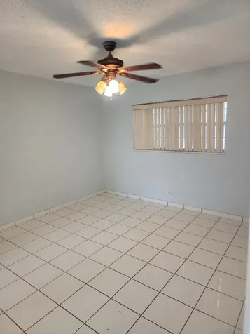 5031 W Oakland Park Boulevard Lauderdale Lakes FL 33313