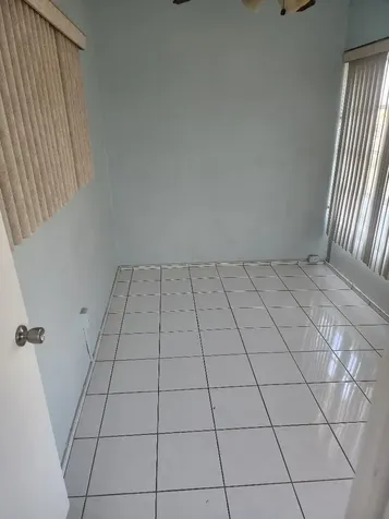 5031 W Oakland Park Boulevard Lauderdale Lakes FL 33313