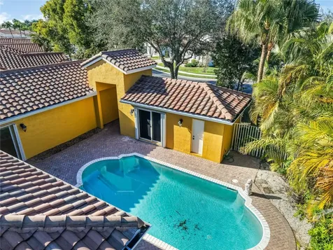 19820 SW 7th Place Pembroke Pines FL 33029